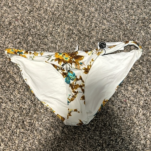 NWT! Vitamin A Cuba Libre Liciana Full Reversible Bikini Bottom - Size 12/D/XL 🩵 - Picture 9 of 10